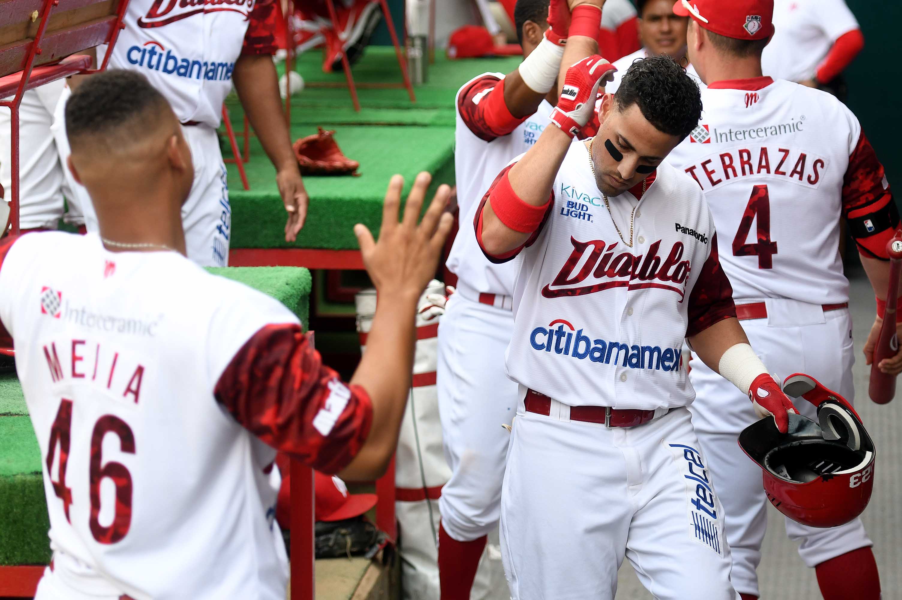 El MÉxico BarriÓ A Puebla Al Ganar 11-8 - Diablos Rojos Del México